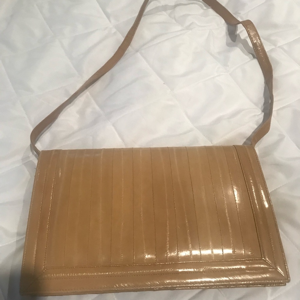 Vintage ELL Skin Elegant Tan Shoulder Bag